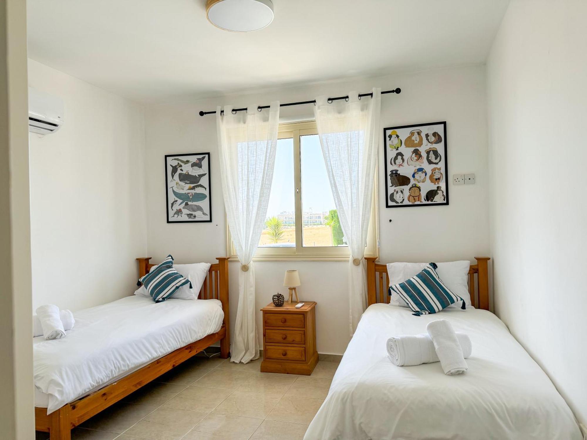 Apartmán Royal-Seacrest Oasis, Pool-Side Paphos Exteriér fotografie