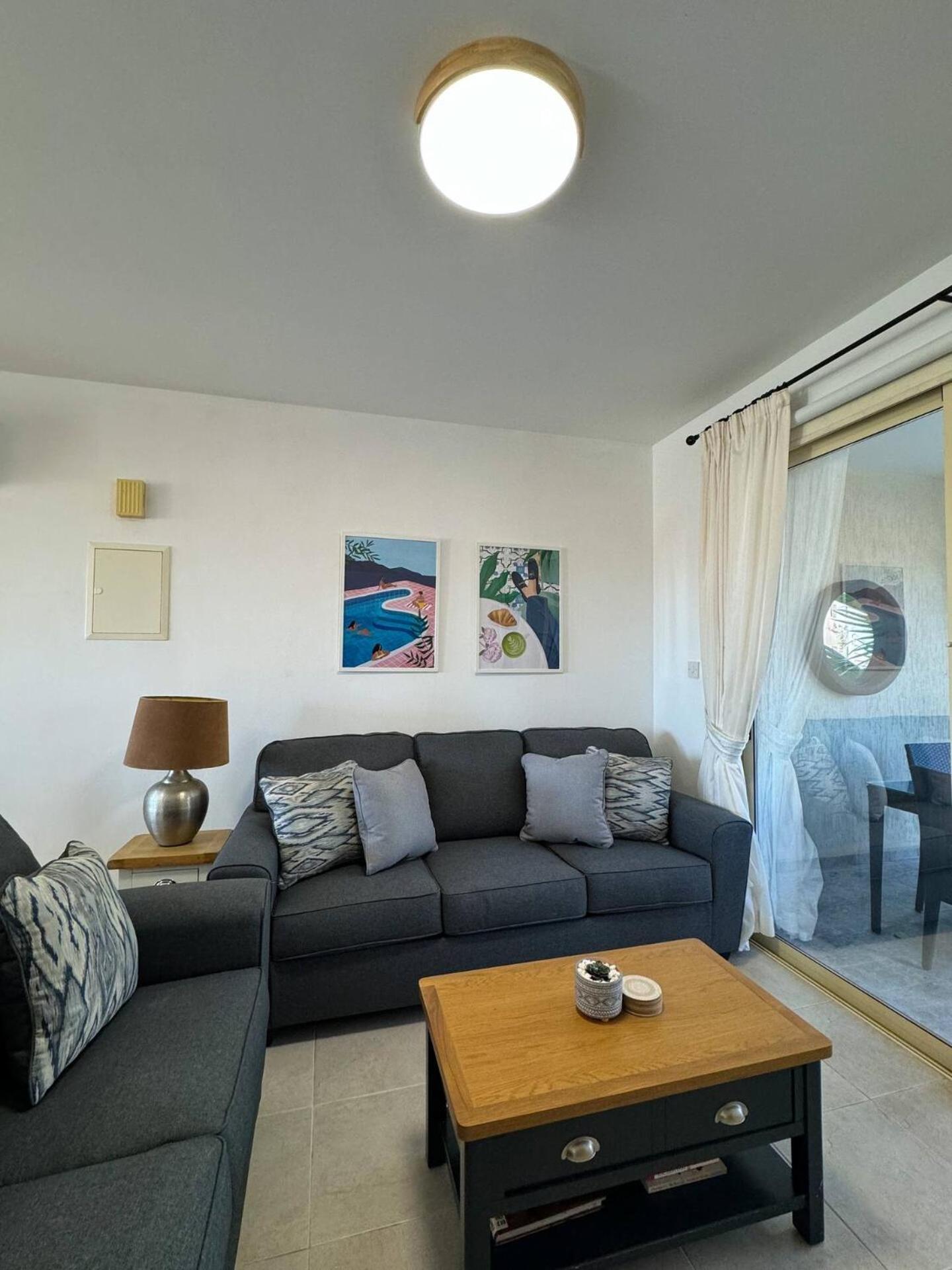 Apartmán Royal-Seacrest Oasis, Pool-Side Paphos Exteriér fotografie